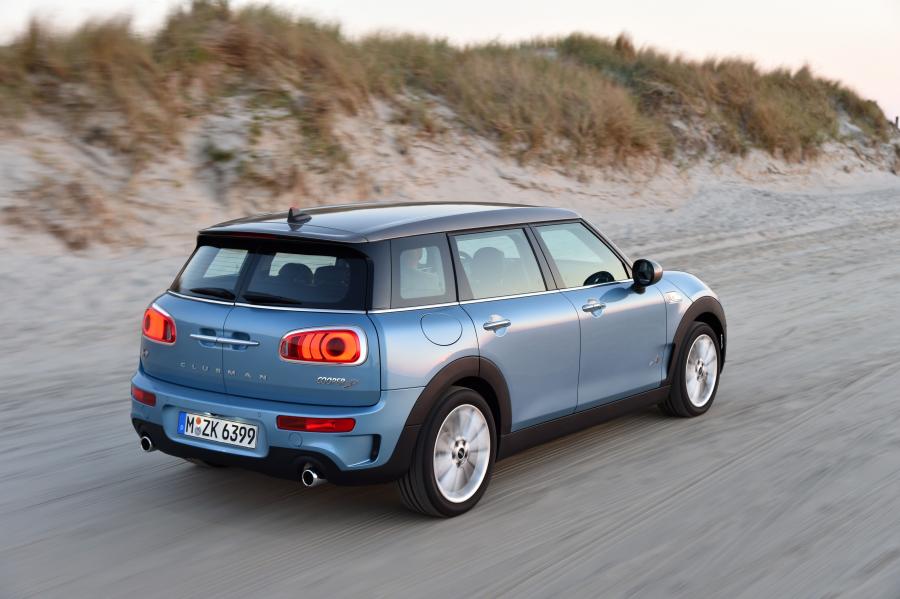  Mini Cooper SD Clubman ALL4 2016 года  (фото 42 из 101)